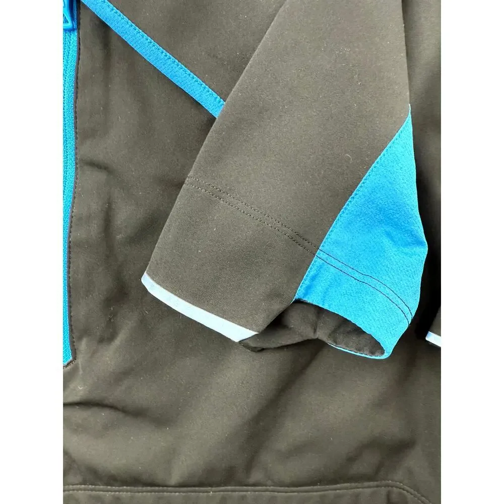 The North Face Men’s Lightning Zip In Rain Jacket in Hero Blue/Black. Size M